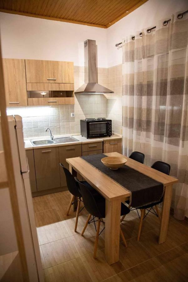 Phil House Apartman Keramotí Kültér fotó